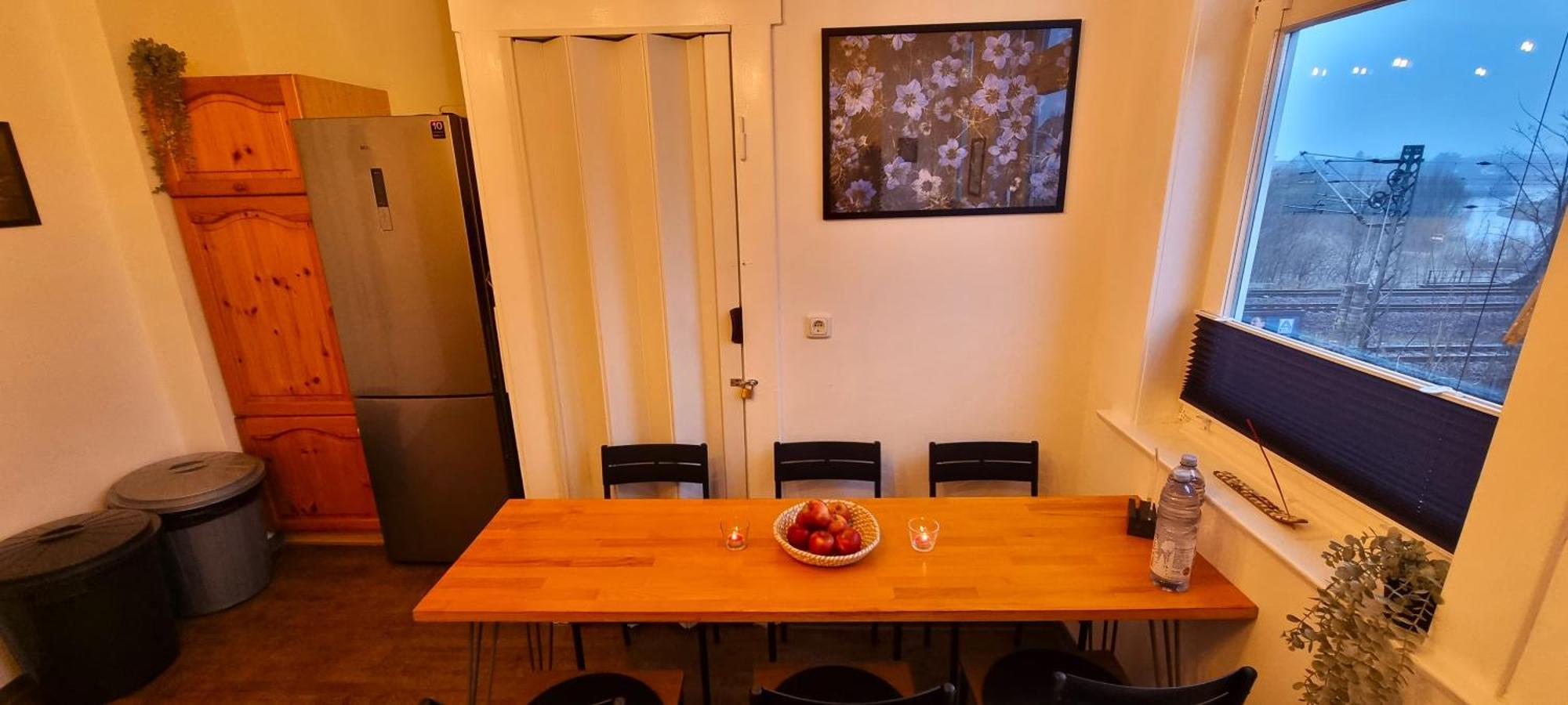 Nigella Apartment Direkt Am Hauptbahnhof Celle Fur 6 Personen Mit Kostenfreiem Parkplatz Voll Ausgestatteter Kuche Elite Standard Esterno foto