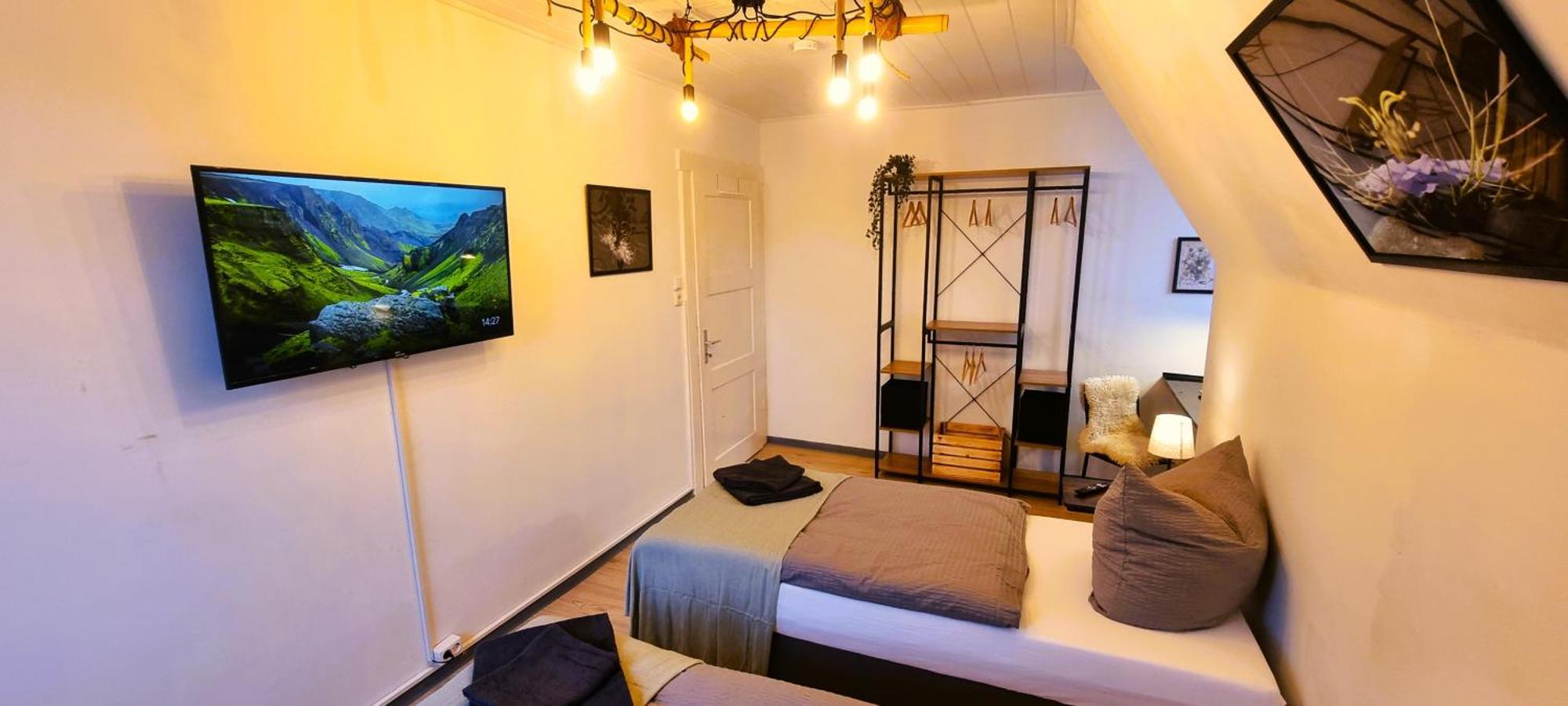 Nigella Apartment Direkt Am Hauptbahnhof Celle Fur 6 Personen Mit Kostenfreiem Parkplatz Voll Ausgestatteter Kuche Elite Standard Esterno foto