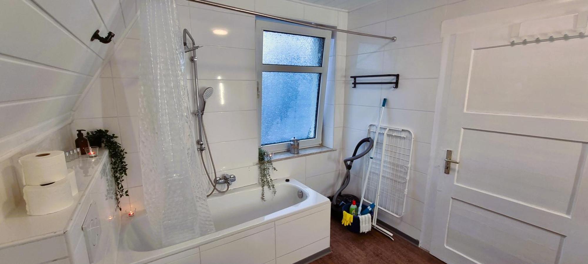 Nigella Apartment Direkt Am Hauptbahnhof Celle Fur 6 Personen Mit Kostenfreiem Parkplatz Voll Ausgestatteter Kuche Elite Standard Esterno foto