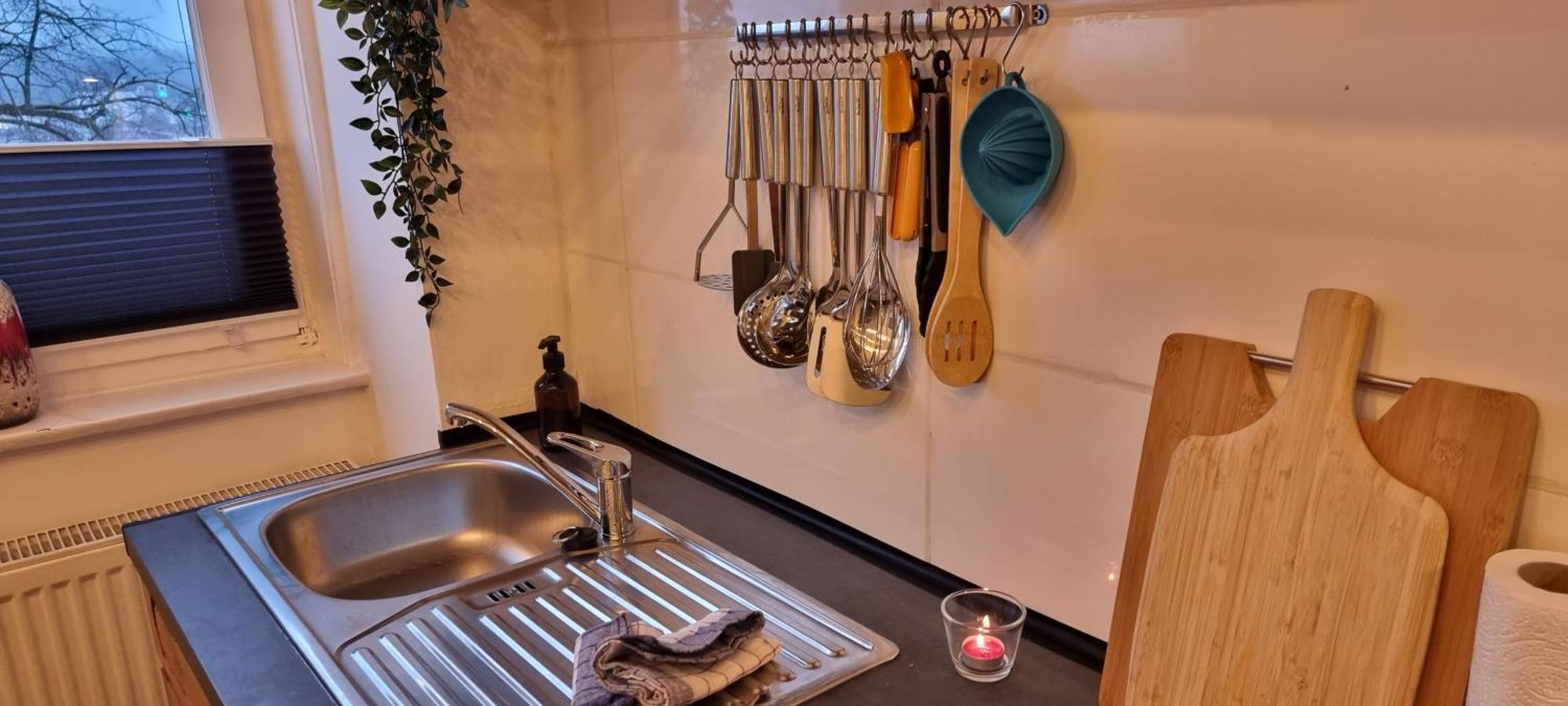 Nigella Apartment Direkt Am Hauptbahnhof Celle Fur 6 Personen Mit Kostenfreiem Parkplatz Voll Ausgestatteter Kuche Elite Standard Esterno foto